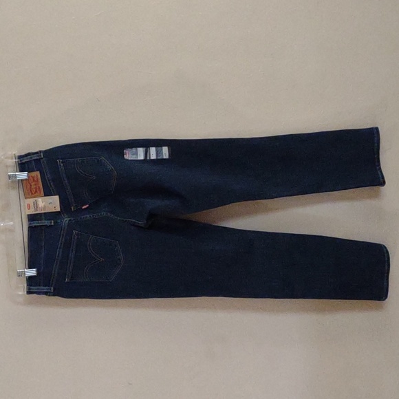 🆕 Levi's Sculpt Classic Straight mid rise Jeans Size 4 - Picture 7 of 10